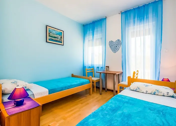 - The View Apartamento Krk Town