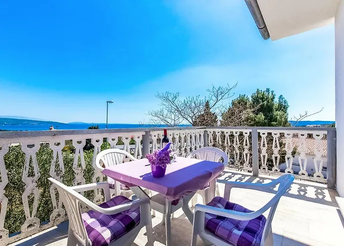 - The View Apartamento Krk Town