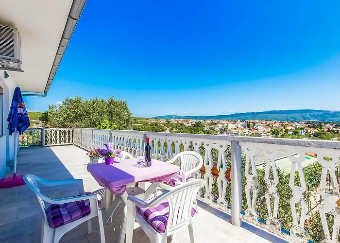 - The View Apartamento Krk Town